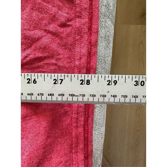 Disney Lion King Hakuna Matata T-Shirt Adult L Red Simba Timon & Pumbaa - Picture 7 of 8